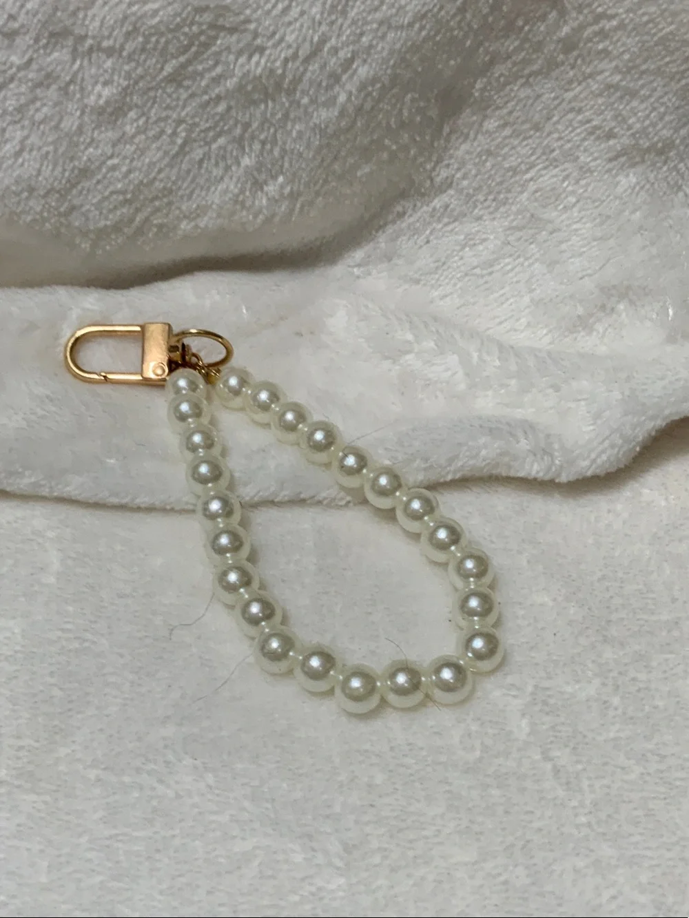 Pearl Bead Wristlet Keychain with Gold Hardware
